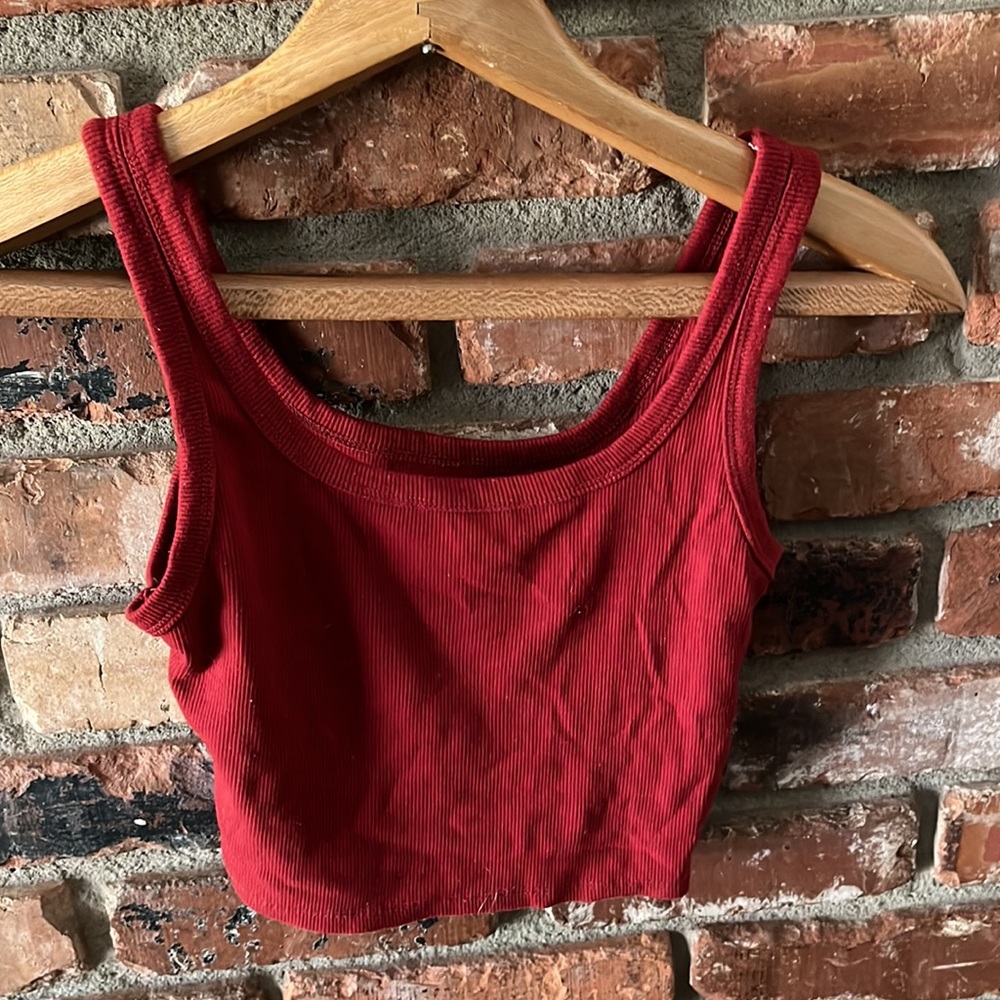 Shein Red Ribbed Cropped Tank Top Size Medium - Picture 3 of 6